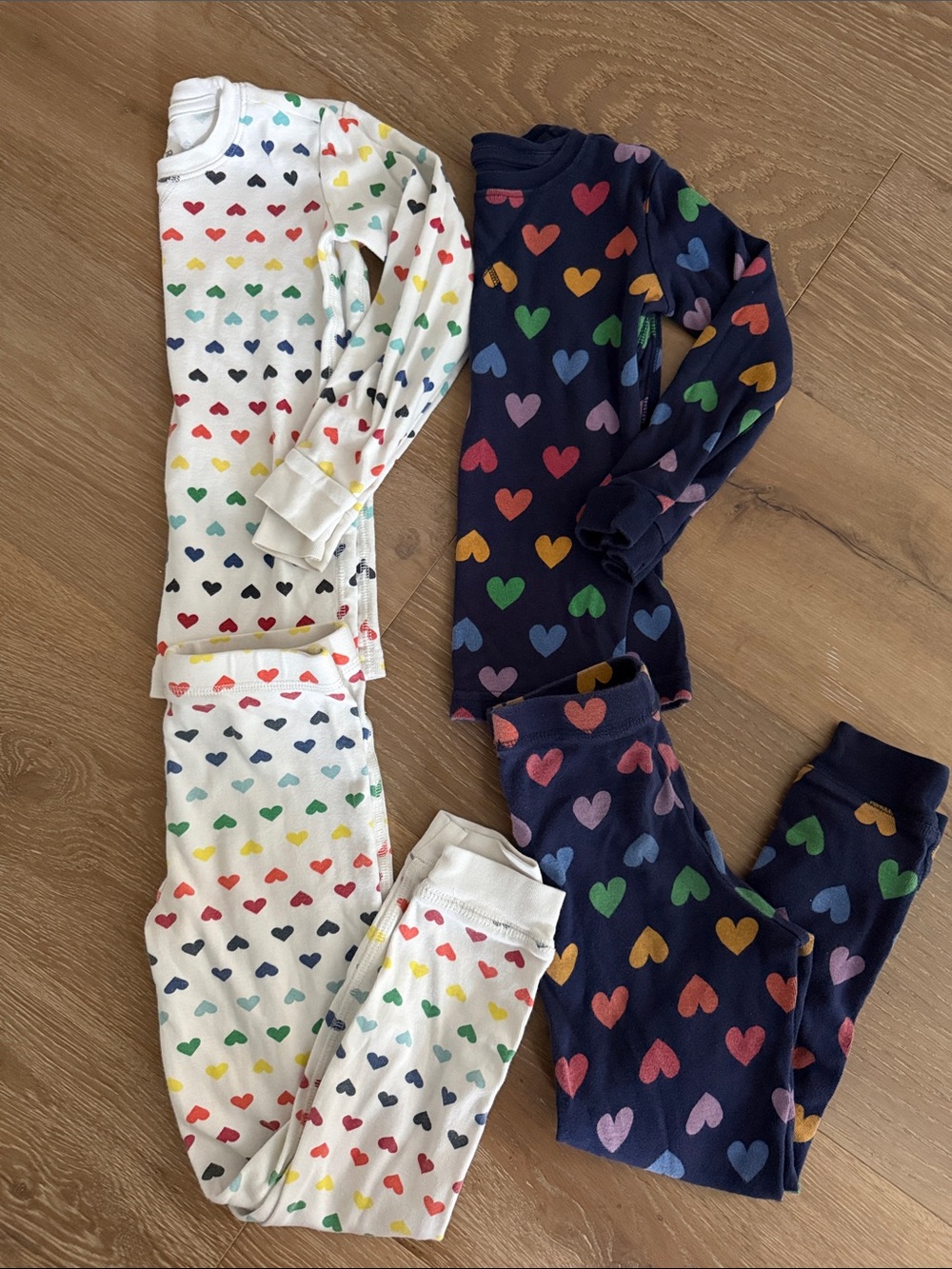 Primary Kids Heart Print Pajama Set - Rainbow Hearts (White & Navy) organic